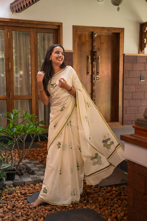 Off-White Lotus Printed Cotton Saree