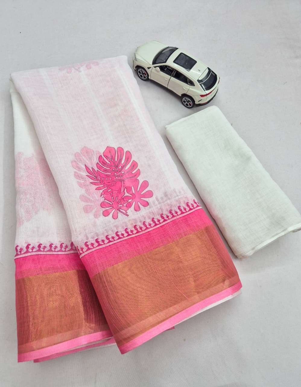 Classic Off-White and Pink Floral Printed Mul Cotton Saree