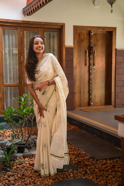 Off-White Lotus Printed Cotton Saree