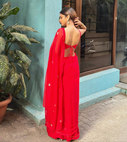 Vibrant Crimson Red Mul Cotton Saree