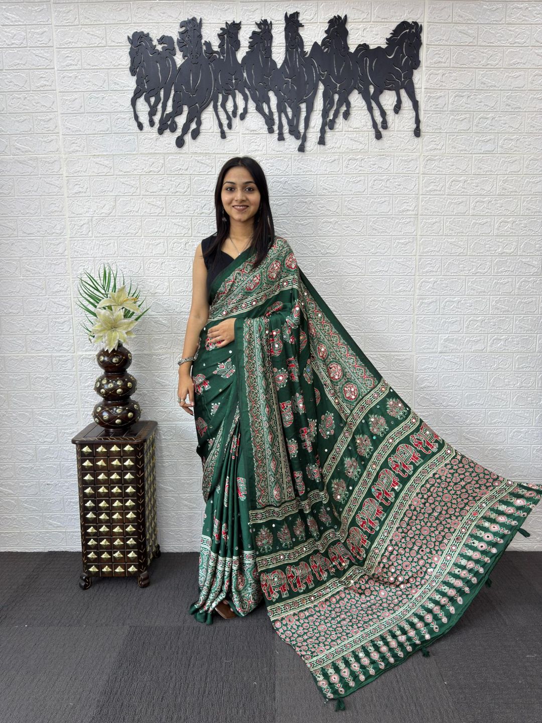 Vibrant Forest Green Gajji Ajrakh Silk Saree
