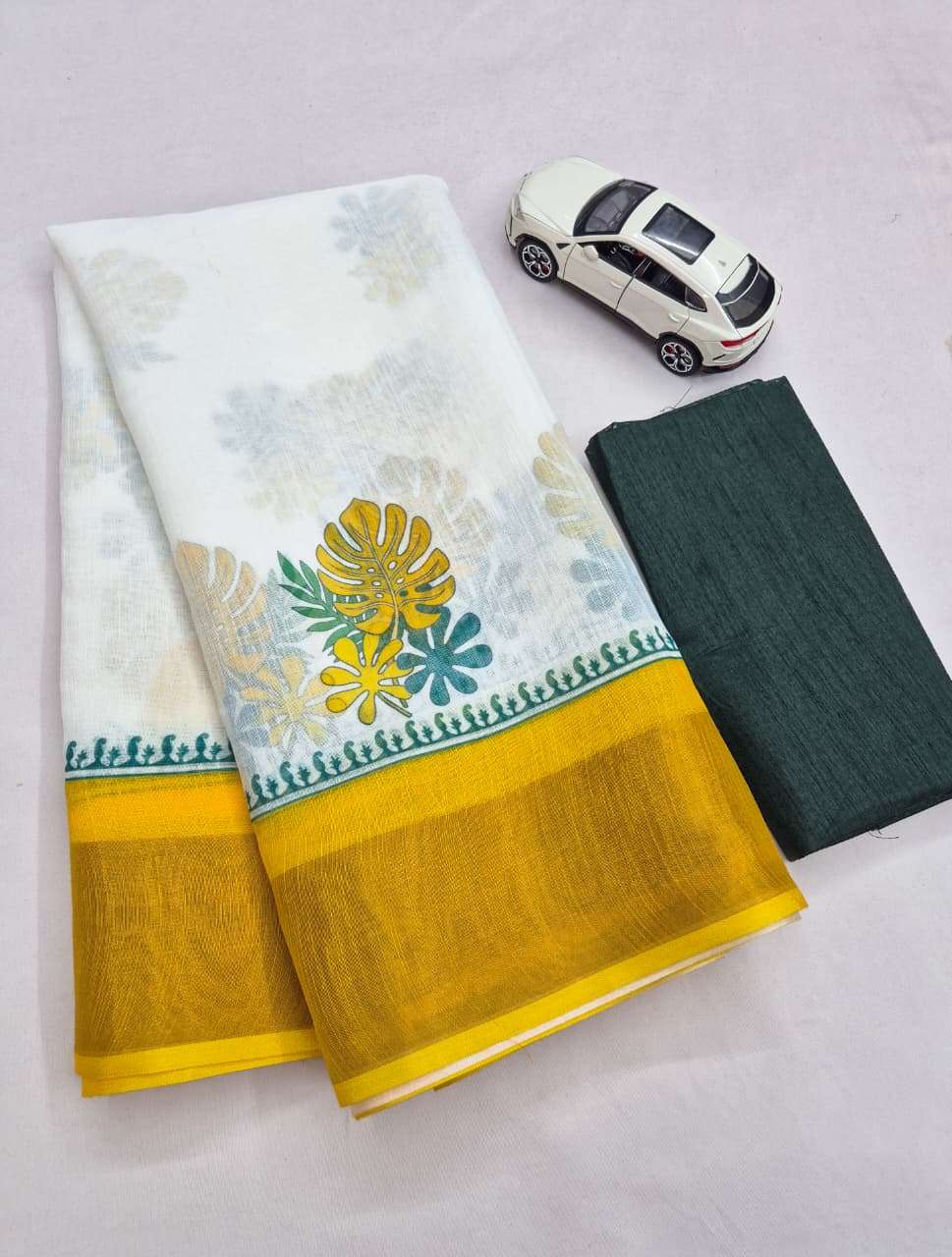 Classic Off-White Tropical Leaf Printed Mul Cotton Saree