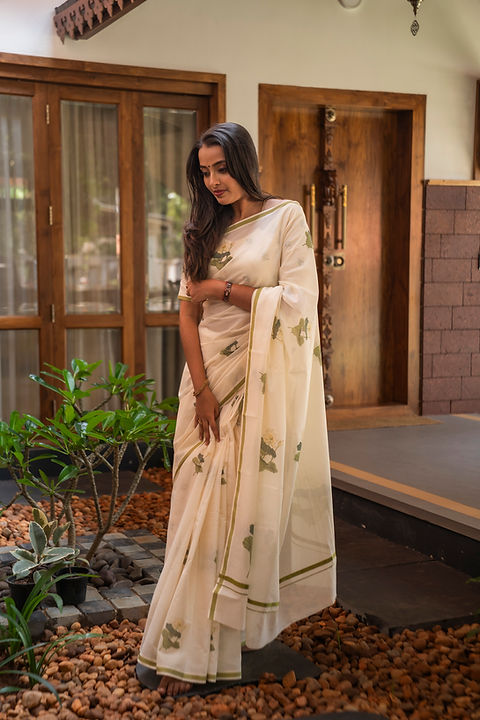 Off-White Lotus Printed Cotton Saree