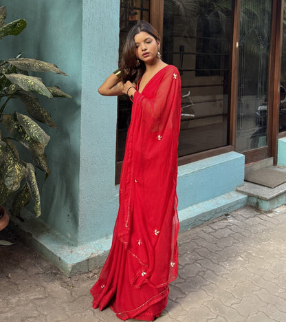 Vibrant Crimson Red Mul Cotton Saree